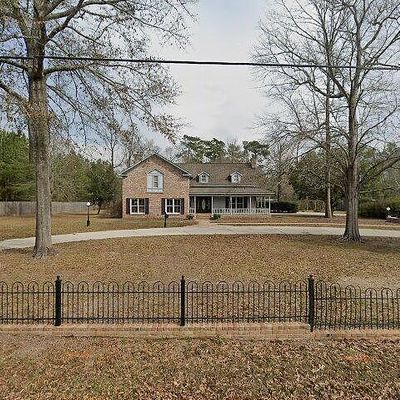 636 Briarwood Dr, Columbia, MS 39429