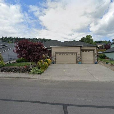 637 E 18 Th St, La Center, WA 98629