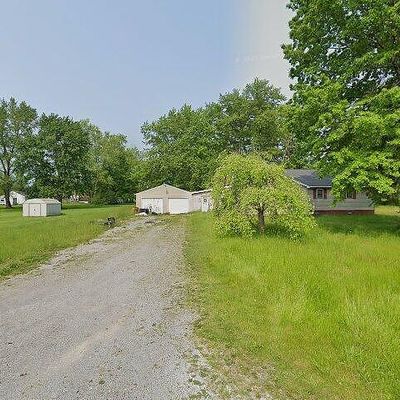 653 Briggs Rd, Leavittsburg, OH 44430