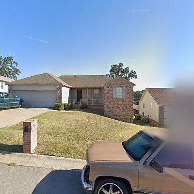 6 Britts Ln, Little Rock, AR 72204