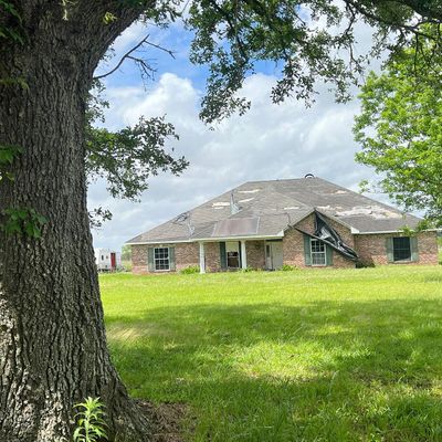 6049 Leger Rd, Crowley, LA 70526