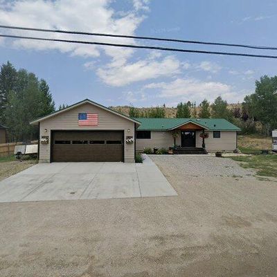 61 Lake Rd, Pinedale, WY 82941