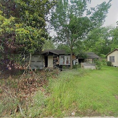 611 Brandon St, Rockdale, TX 76567