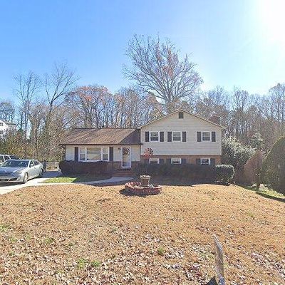 725 Pineborough Rd, Charlotte, NC 28212