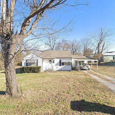 740 Augusta St, Houston, MO 65483