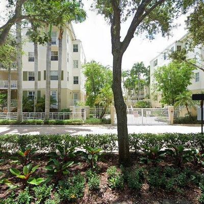 7530 Sw 102 Nd St #303, Pinecrest, FL 33156