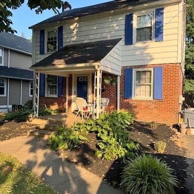 77 Forest Rd, Springfield, PA 19064