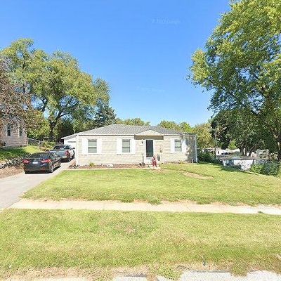 7728 Burt St, Omaha, NE 68114