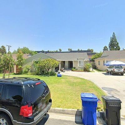 7811 Lyndora St, Downey, CA 90242