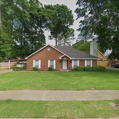 686 Chatsworth Dr, Montgomery, AL 36109