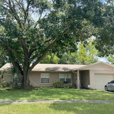 707 Gateway Ln, Tampa, FL 33613