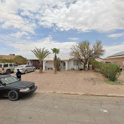 8738 W Tinajas Dr, Arizona City, AZ 85123