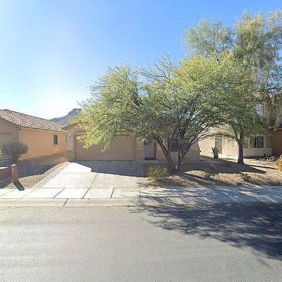 8741 N Moonfire Dr, Tucson, AZ 85743