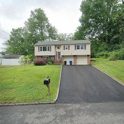 88 Maple Ave, Stirling, NJ 07980