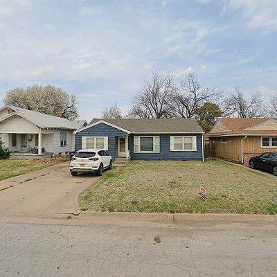 902 W Thompson Ave, Enid, OK 73701