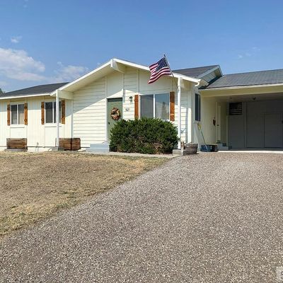 921 S 10 Th St, Challis, ID 83226