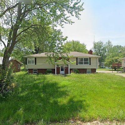 806 Dear St, Kirksville, MO 63501