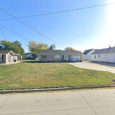 808 E 8 Th St S, Newton, IA 50208