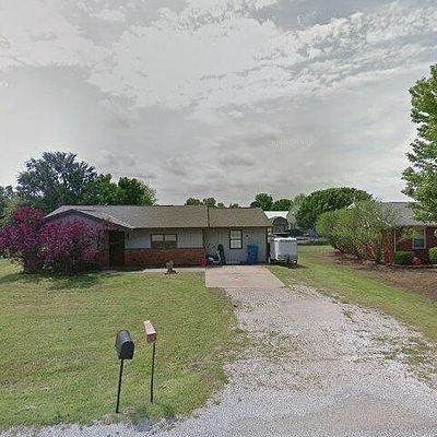 811 W Chickasaw Ln, Stillwater, OK 74075