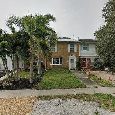 816 Dahlia Ln, Vero Beach, FL 32963