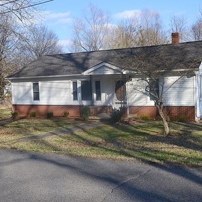 833 Cedar St, Calvert City, KY 42029