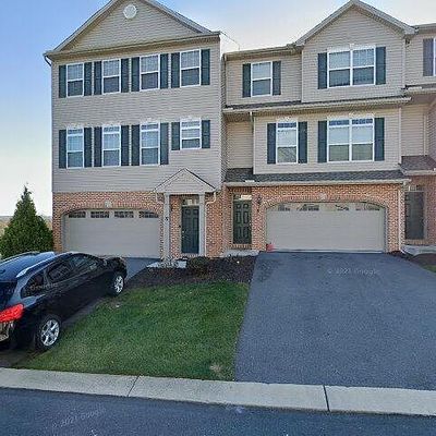 10 Jay Cir, Lemoyne, PA 17043