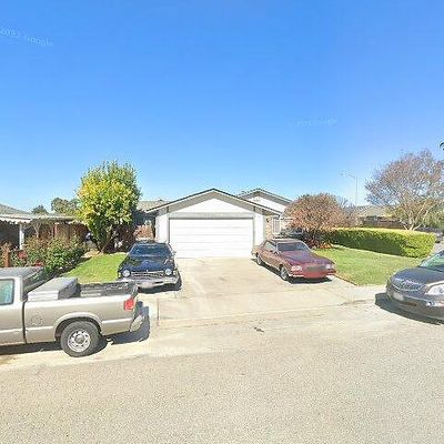 10 Ranchito Ct, Hollister, CA 95023