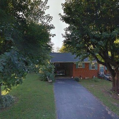 100 Moore Ave, Portland, TN 37148