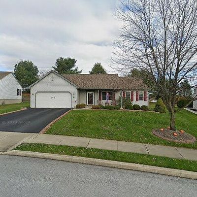 95 Springhouse Dr, Myerstown, PA 17067