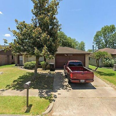 9506 Misty Bridge St, Houston, TX 77075