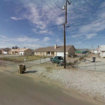 9952 Hemlock Ave, Hesperia, CA 92345