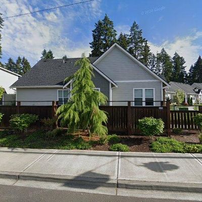 1050 11th Tee Dr # 1, Tacoma, WA 98466