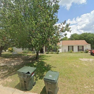 106 Jacqueline Ct, Bonaire, GA 31005