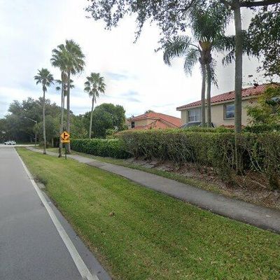 10603 Buttonwood Lake Dr, Boca Raton, FL 33498