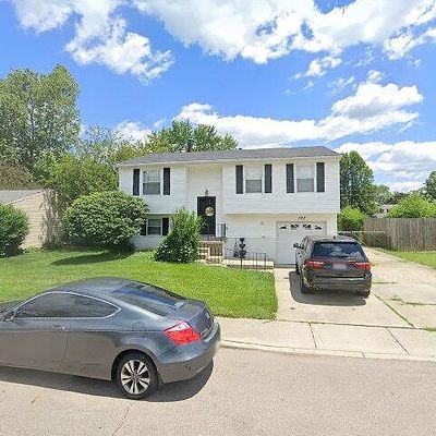 107 S Old Mill Rd, Englewood, OH 45322