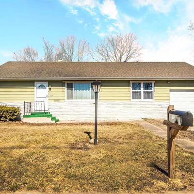 112 E Douglas St, Princeville, IL 61559