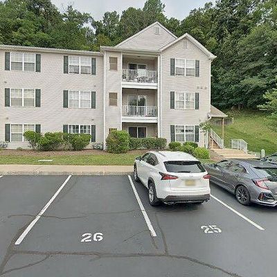 1036 King Ct, Green Brook, NJ 08812