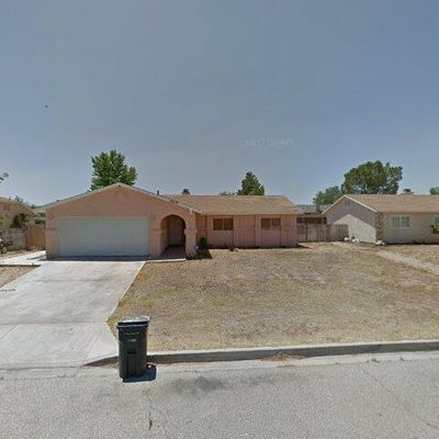 10419 Cimmeron Trail Dr, Adelanto, CA 92301