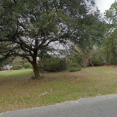 1047 Tallokas Rd, Crestview, FL 32536