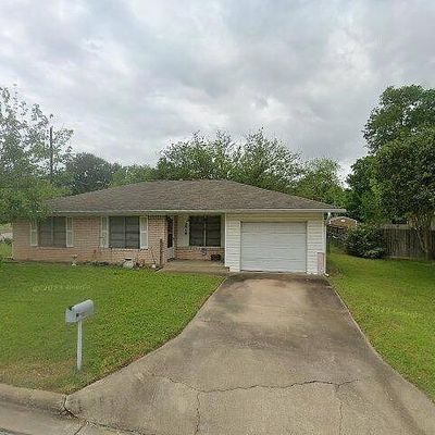 1206 Washington St, Brenham, TX 77833