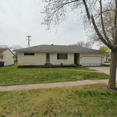 1221 Hampden Rd, Muskegon, MI 49441