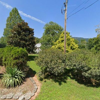 124 Thacker Dr, La Follette, TN 37766