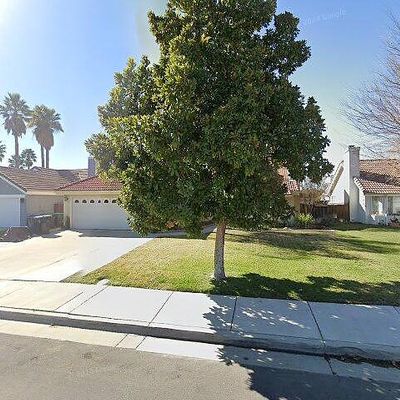 1279 Granite Dr, Hemet, CA 92543