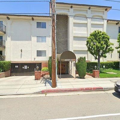 12801 Moorpark St #205, Studio City, CA 91604