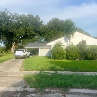 131 Celia Dr, Luling, LA 70070