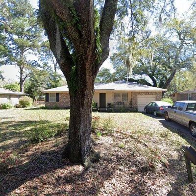 114 Paradise Dr, Savannah, GA 31406