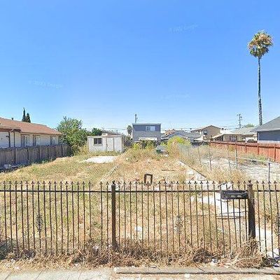 1143 72 Nd Ave, Oakland, CA 94621