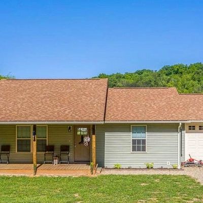 1151 Camellia Rd, Newport, TN 37821