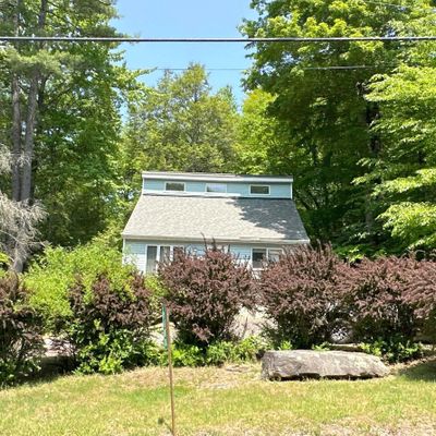 1180 Wallenpaupack Dr, Lake Ariel, PA 18436