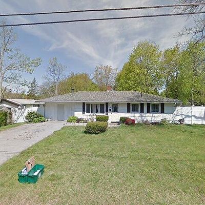 12 Marie Ave, Brockton, MA 02302